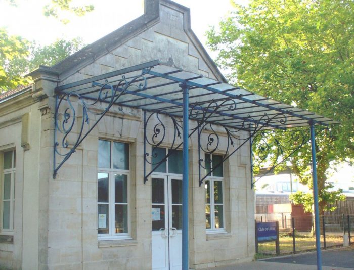 pergola ancienne en verre